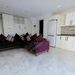 公寓 Single At Adabuku Seba Solemar Site -luxury Utilities Included
